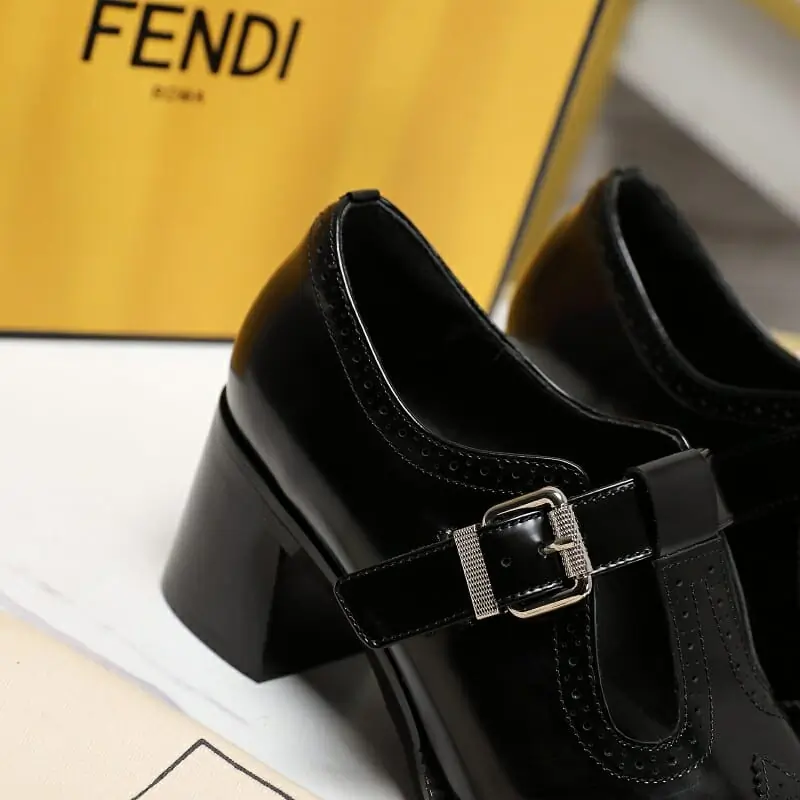 fendi a talons hauts chaussures pour femme s_12671334